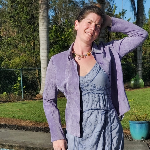 Express World Brand 100% Genuine Leather button up blouse, sz M-7/8 (Faded Now!) - Picture 13 of 17